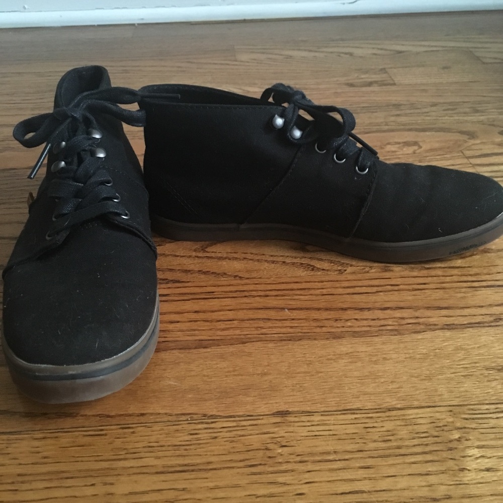Vans low top